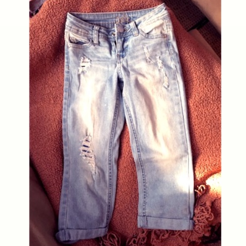 JUSTICE Distressed Jean Capri's